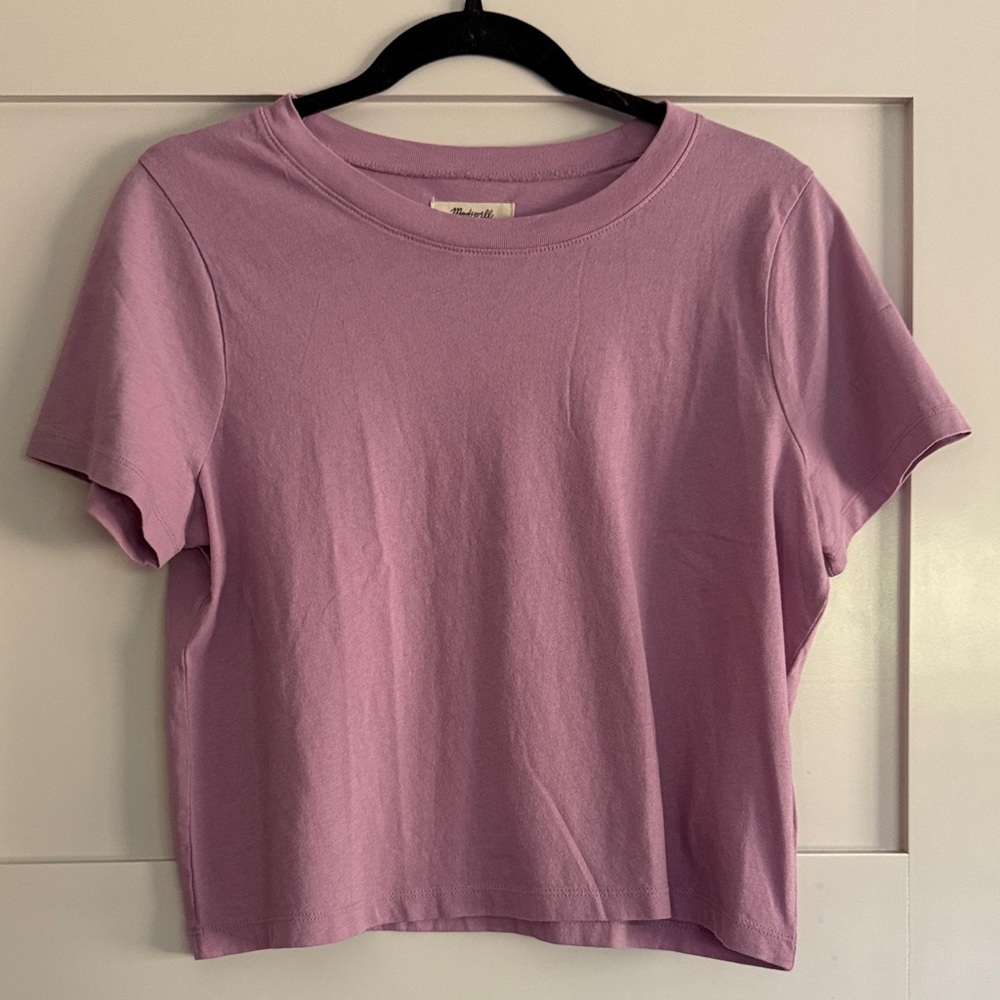 Madewell NWOT Women's Lavender Short-Sleeve Cropped Tee - Size Medium